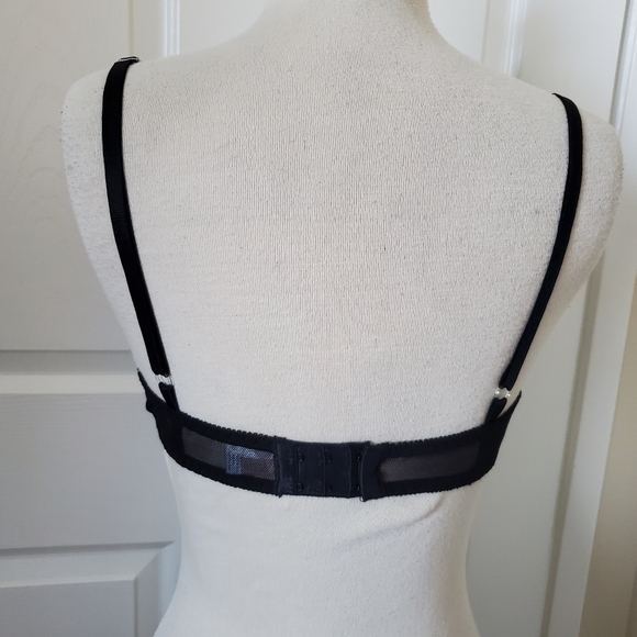 Fredrick's Of Hollywood Embroider Black Lace  Push Up Demi Bra Women's 36 C - Picture 8 of 13